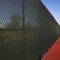 Putterman Roll Out Windscreen 9 FT X 120 FT -Dunlop Tennis Store windcreenroll1putterman